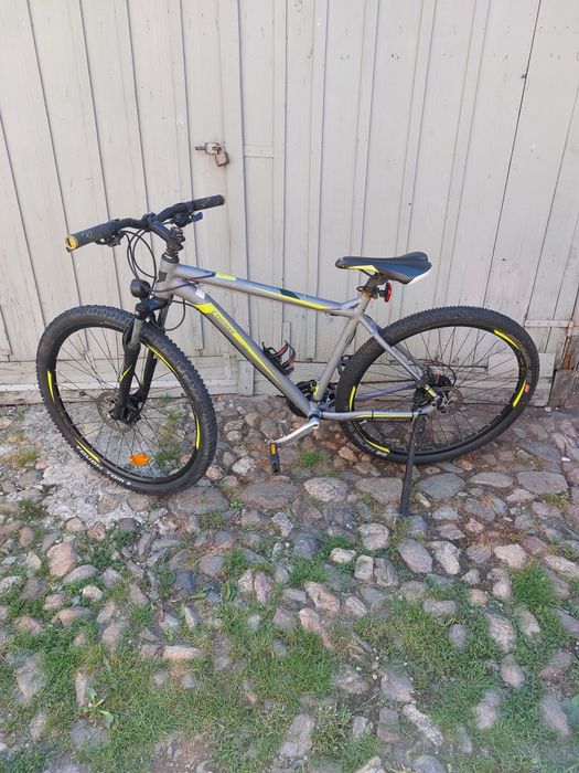 Vând bicicleta de barbati CONWAY