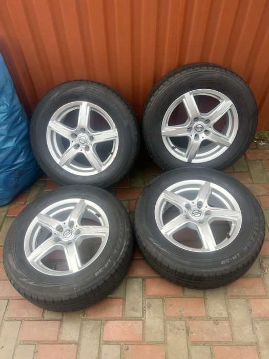 Set Roti Dacia Duster Nissan Qashqai  5x114.3 215/65R16 de iarna