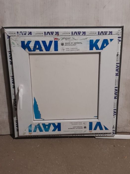 Продам пластиковый люк для крыши