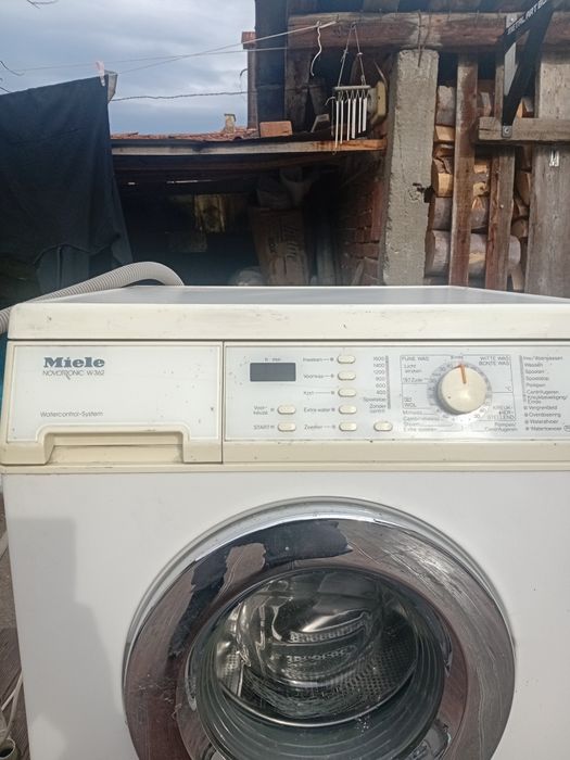 Автоматечна Пералня Miele