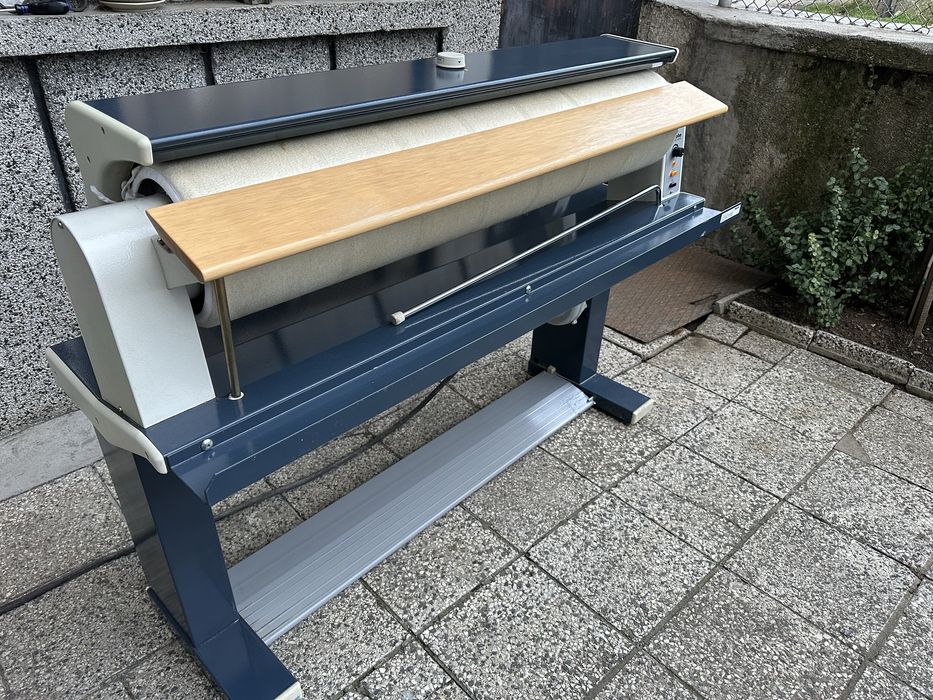 Професионална гладачна машина -каландър Миеле/Miele