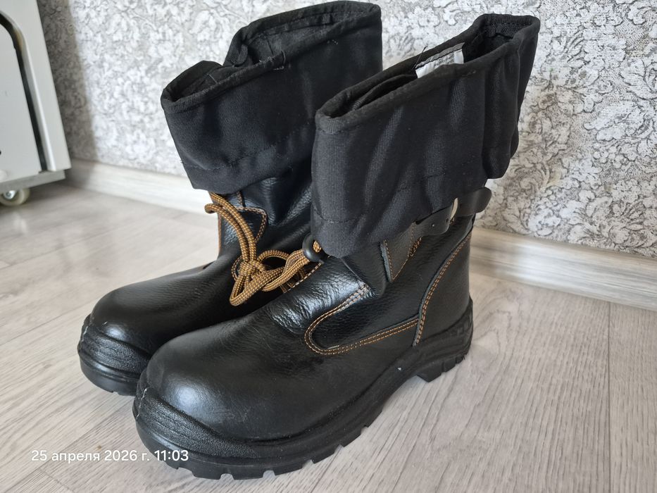 Продам летний костюм