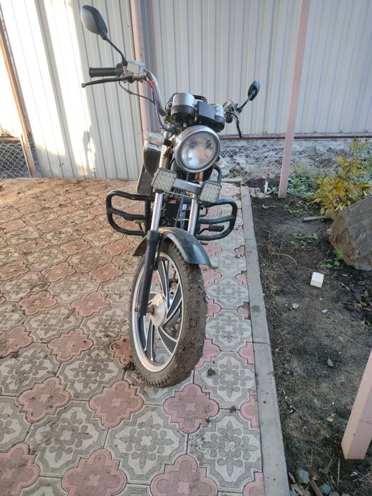 мопед 110 куб  проходит обкатку