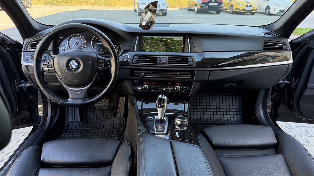 BMW 520 D LCI 2.0 190 CP 2015 E6 Facelift Automat 8+1 Trepte Pachet Lucury Interior Seria 7 CarPlay Impecabil