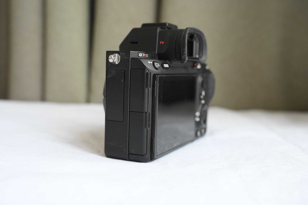 Sony A7R iii body ca nou