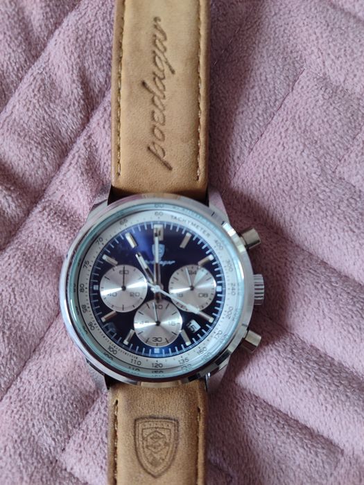 Продам часы наручные