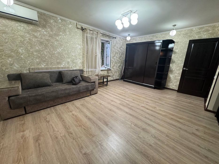 Аренда Максим Горький метро 2/1/4