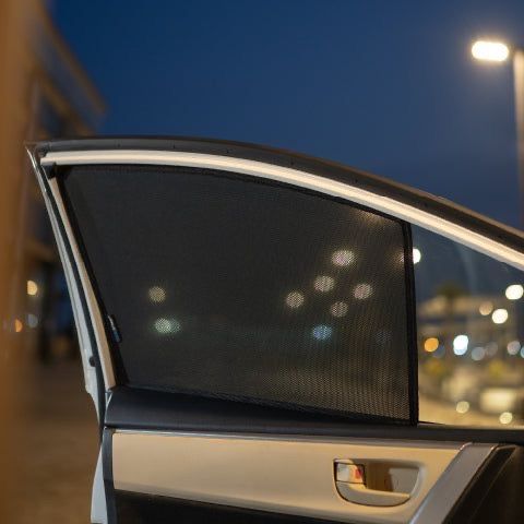 Шторки на машины Lancer , GS300 , Forester , W202