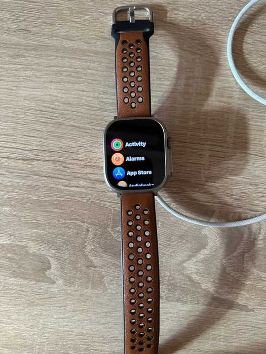 Apple watch Ultra 2022, Titanium, 49 mm