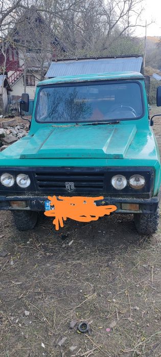 Vând Aro camioneta 320