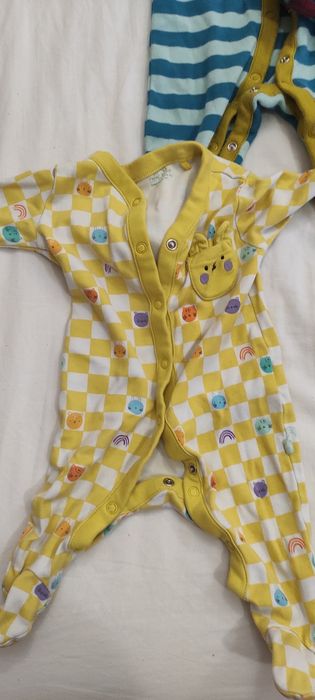 Set de 4 salopete de bebeluși 0-3 luni