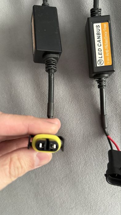 Adaptoare auto LED canbus