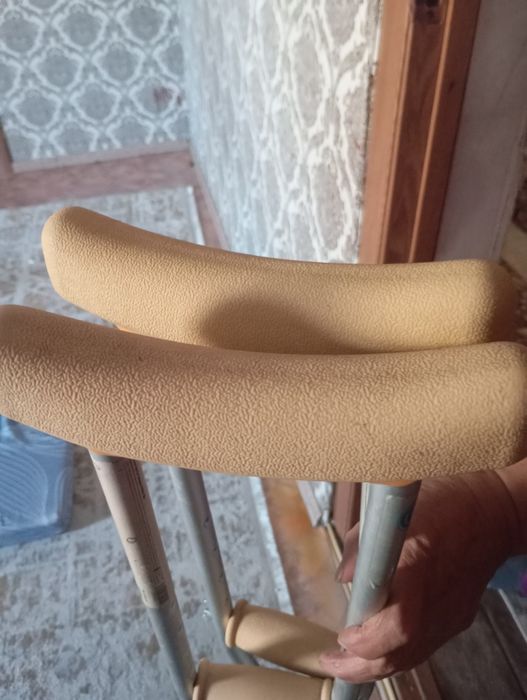 Костыли   костыль