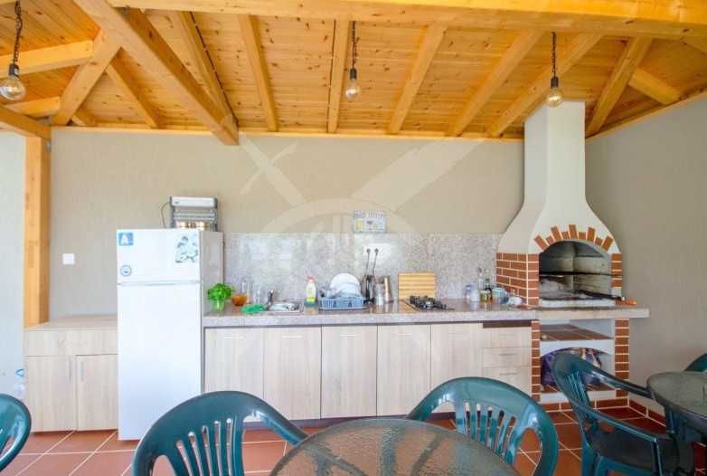 Продава се Хотел в Приморско - 715 кв.м за 826 €/кв.м - Снимка #4