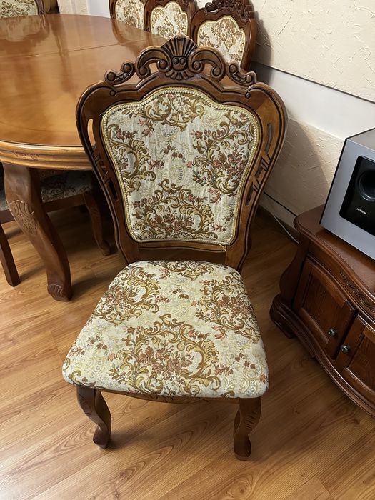 Продам стол со стульями