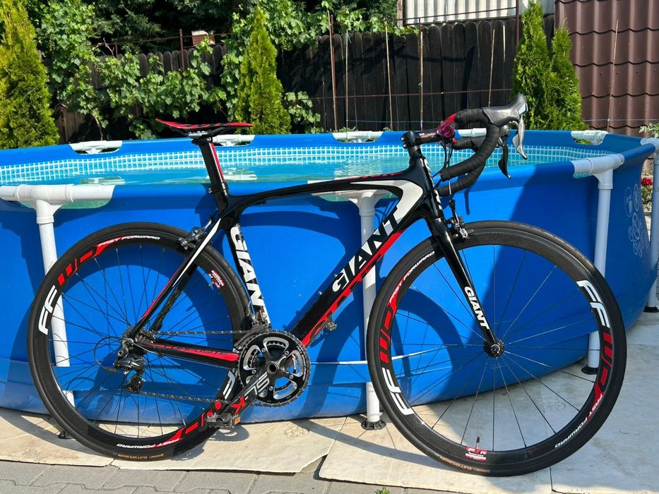 Vand cursiera Giant TCR Advanced – 6,9 kg