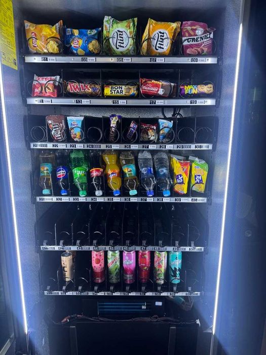 Vending apparat srochno sotiladi 2 dona bor