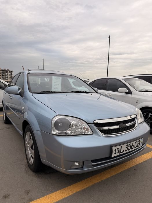 Продам ласетти 1.6 автомат