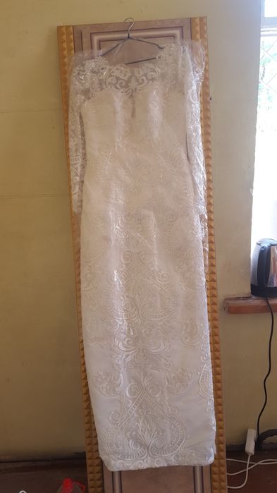 Продам Свадебный платя в стиле Modern