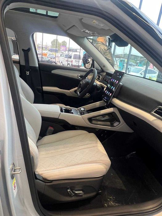 BYD YUANG UP 401 km ev 2025