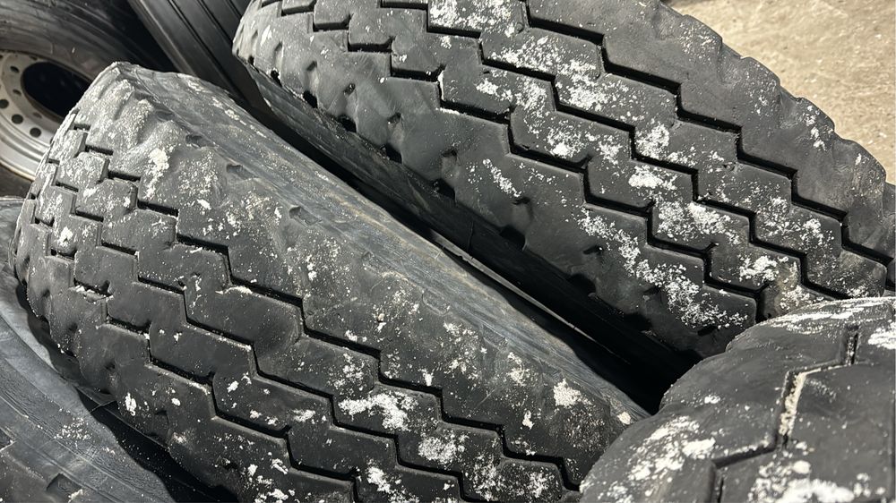 Продам б/у грузовые шины 12/20