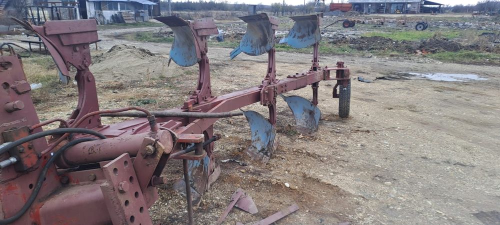 Plug Case ih 4 trupite piesa