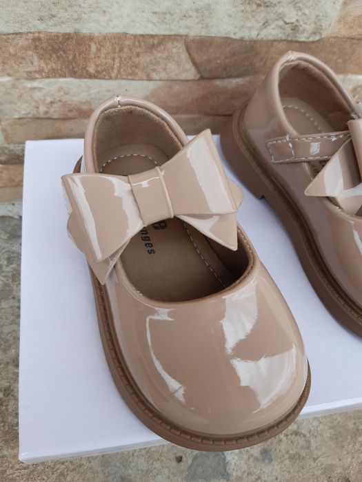 Pantofi fetita de primavara-vara. Noi