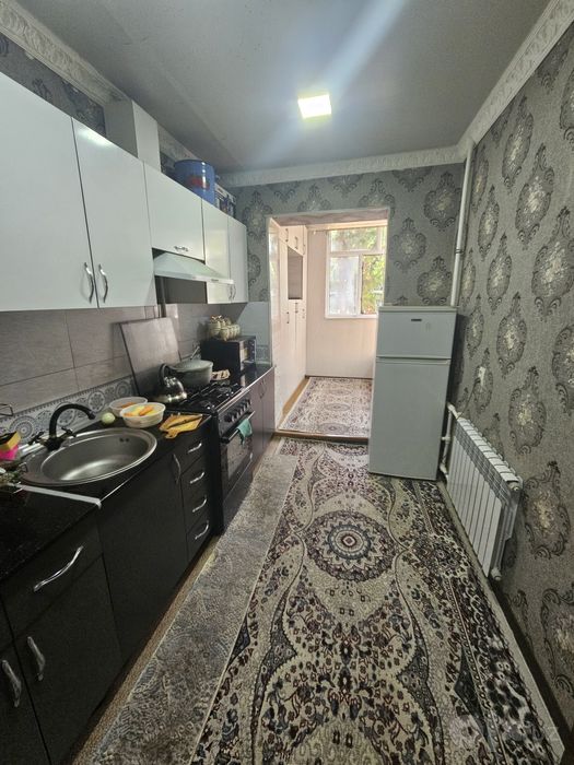 Срочна продаётся 3 комнатная квартира в городе Чирчике