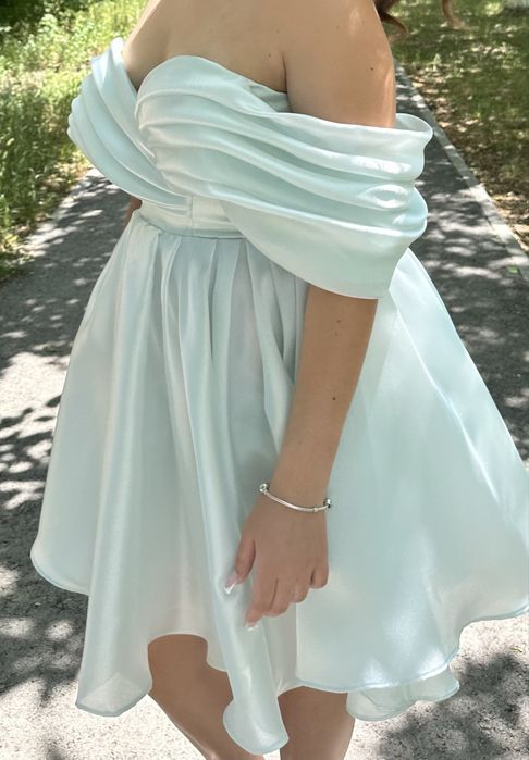 Платье коктейльное