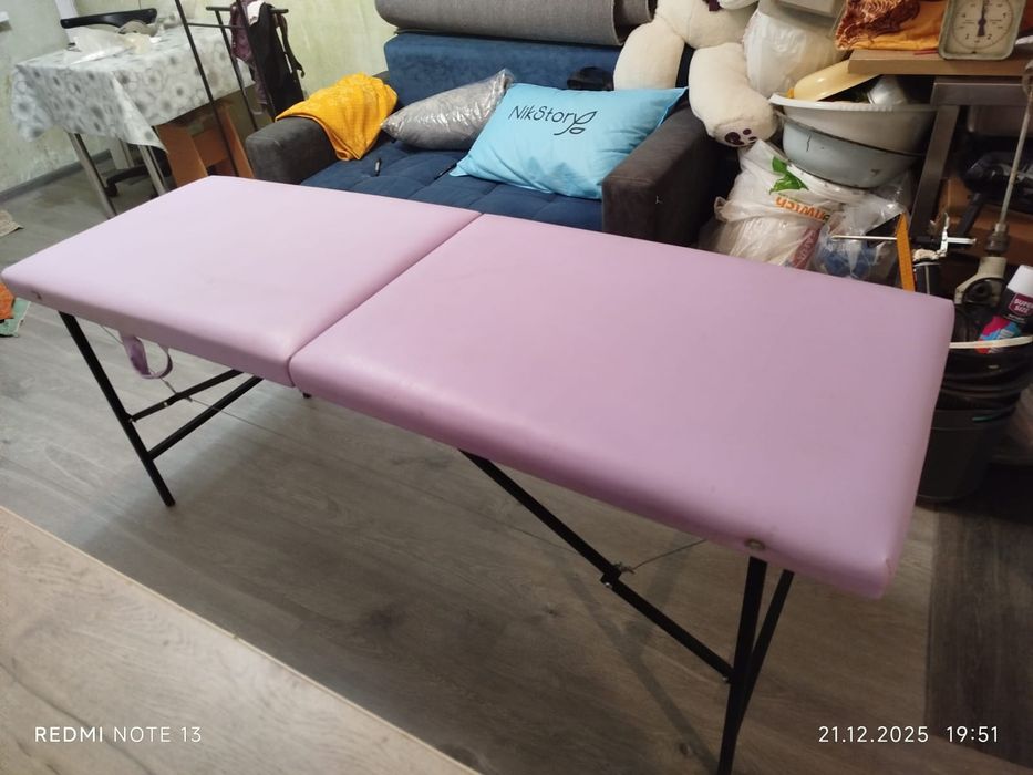 Продам кушетку б/у