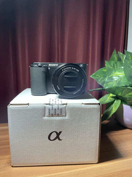 Camera foto Sony zv-e10 cu obiectiv 16-50mm