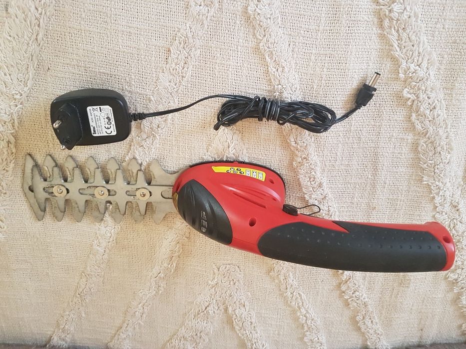 Trimmer, foarfeca, aparat tuns gard viu, motosapa electrică