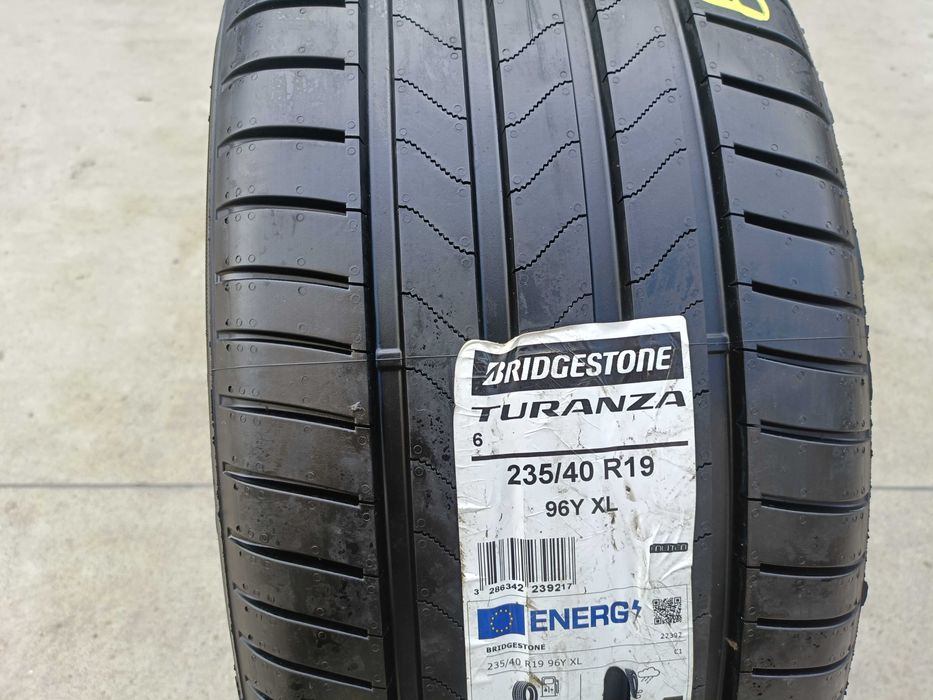 O anvelopa noua de vara 235 40 19 bridgestone turanza 6 dot 2024