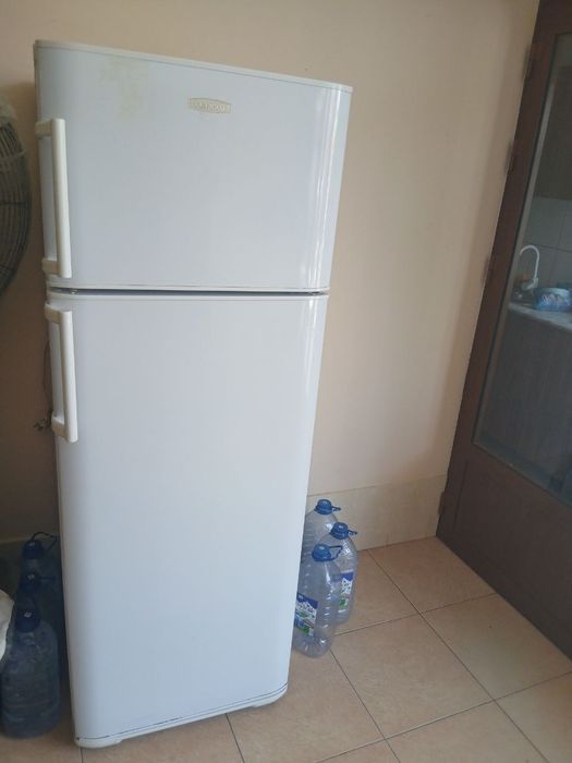 Sotiladi xolodilniklar va gaz plita