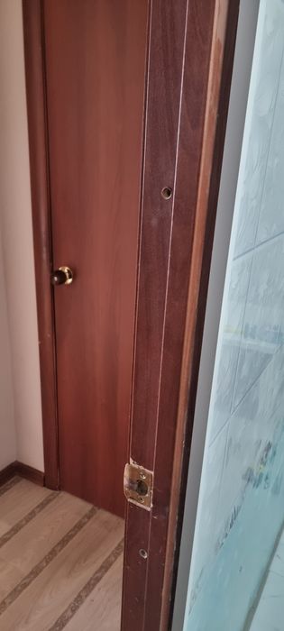 Продам двери б/у