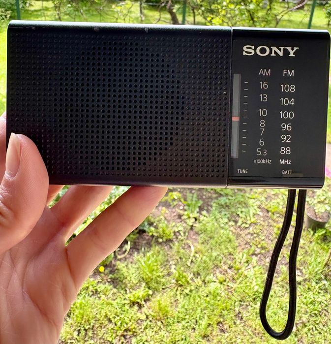Radio portabil Sony, FM/AM