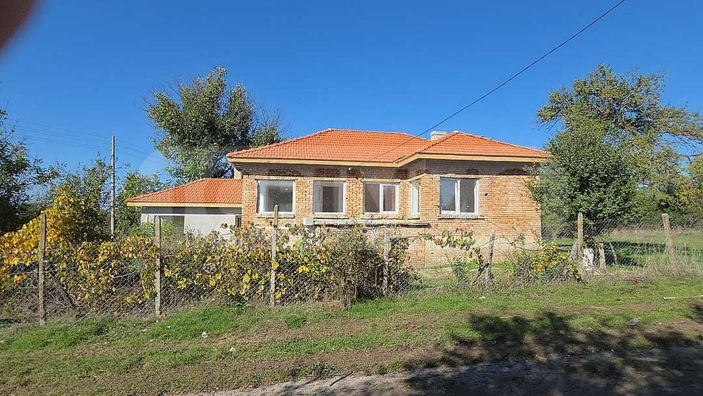 Продава се Къща в с. Червенци, Област Варна - 120 кв.м за 319 €/кв.м - Снимка #14