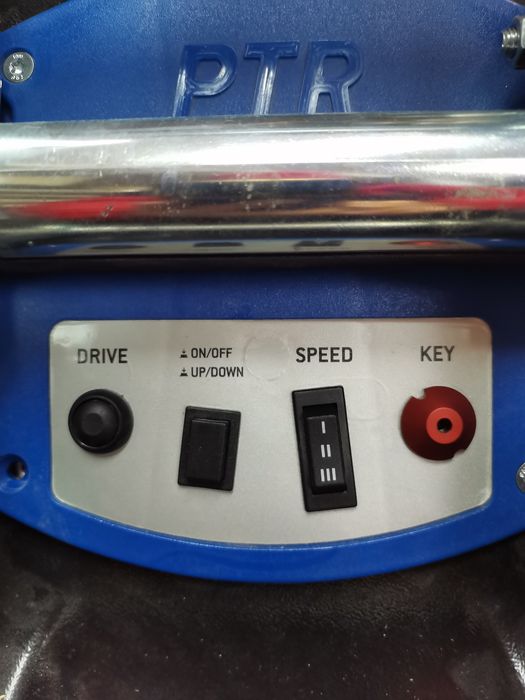 Устройство за изкачване на инвалидни колички