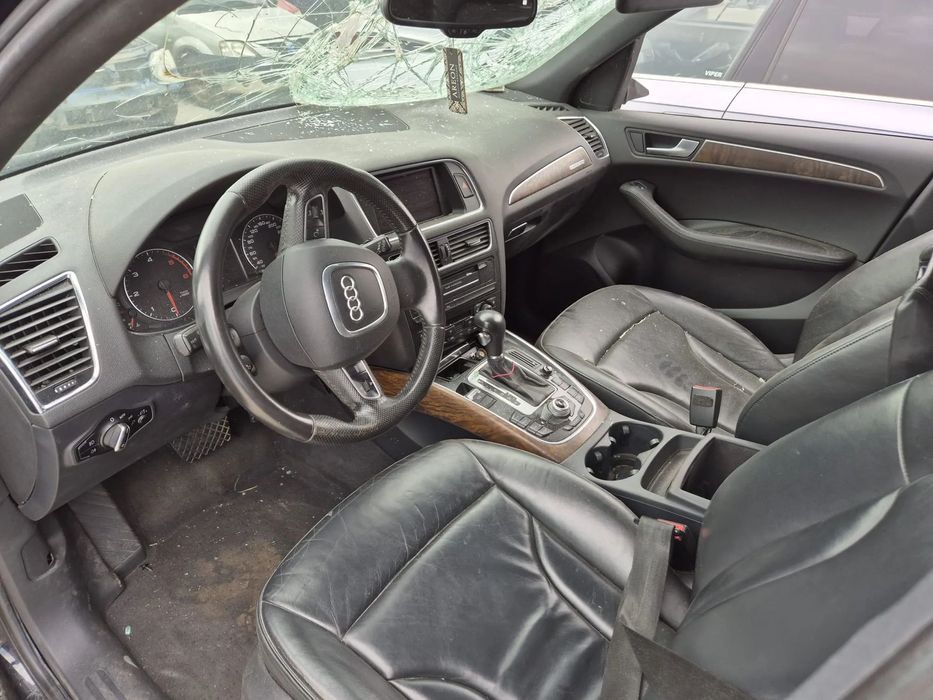 Dezmembram Audi Q5, an 2011, 2.0 TDI cod CGL, cutie viteze automata