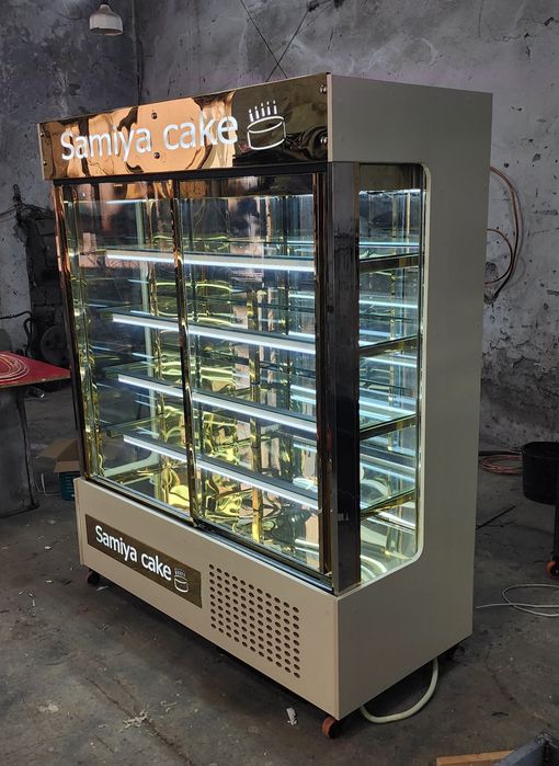 Витринные холодильник