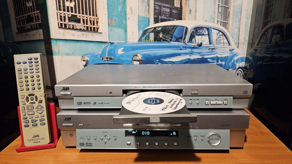 Amplificator statie receiver JVC RX E 111 R si/sau cd dvd JVC XV E 111