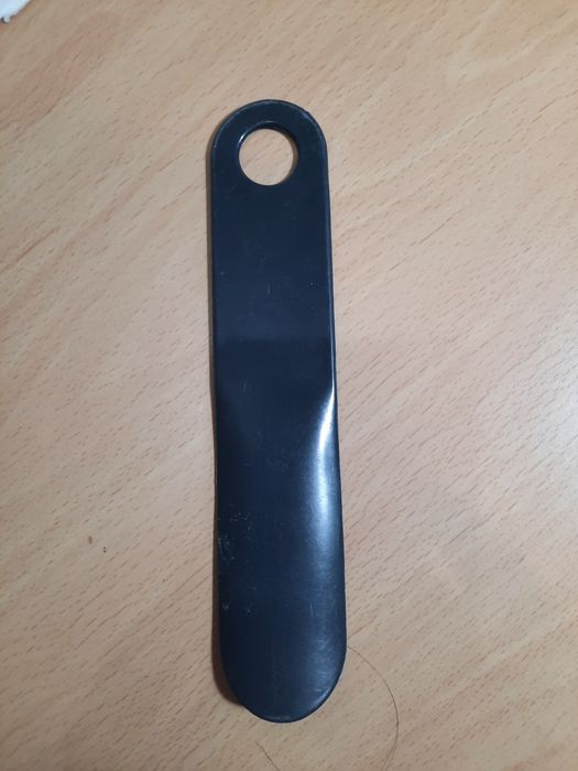 Продается ложка для обуви