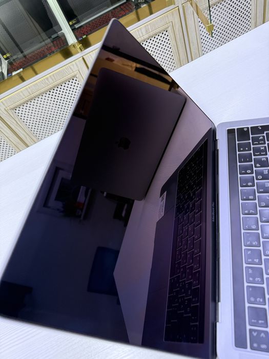 MacBook Air 13-inch 2019 Intel Core i5-8 (Макбук Эйр)
