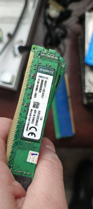 DDR3 va DDR2 la bor b/u arzon