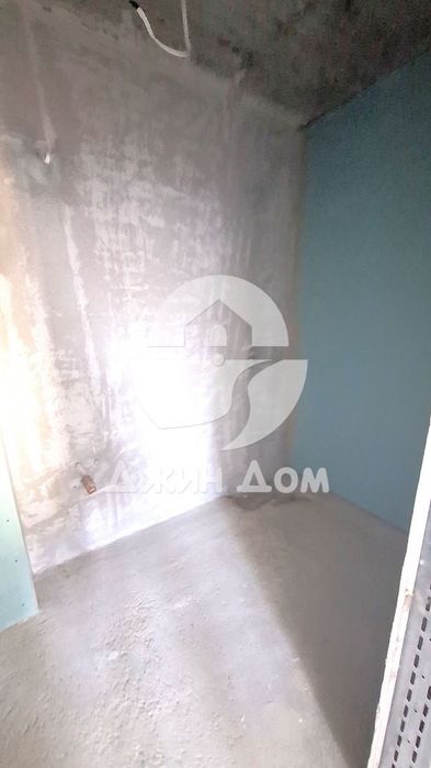 Просторен двустаен апартамент с ДВОР И ПАНОРАМА МОРЕ в гр. Несебър