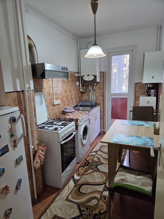 Apartament 2 camere de vanzare