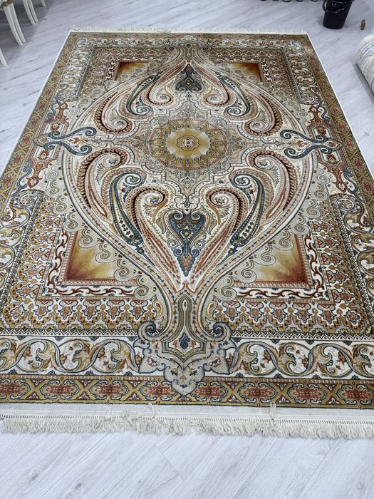 Продам ковер шелковый