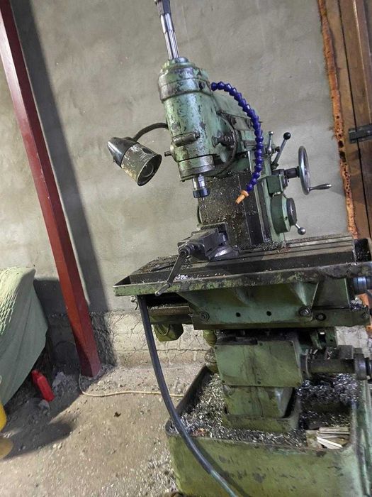 Фрезерный станок