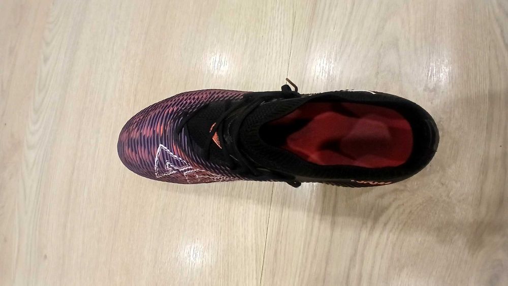 Бутонки на пума (neymar edition)