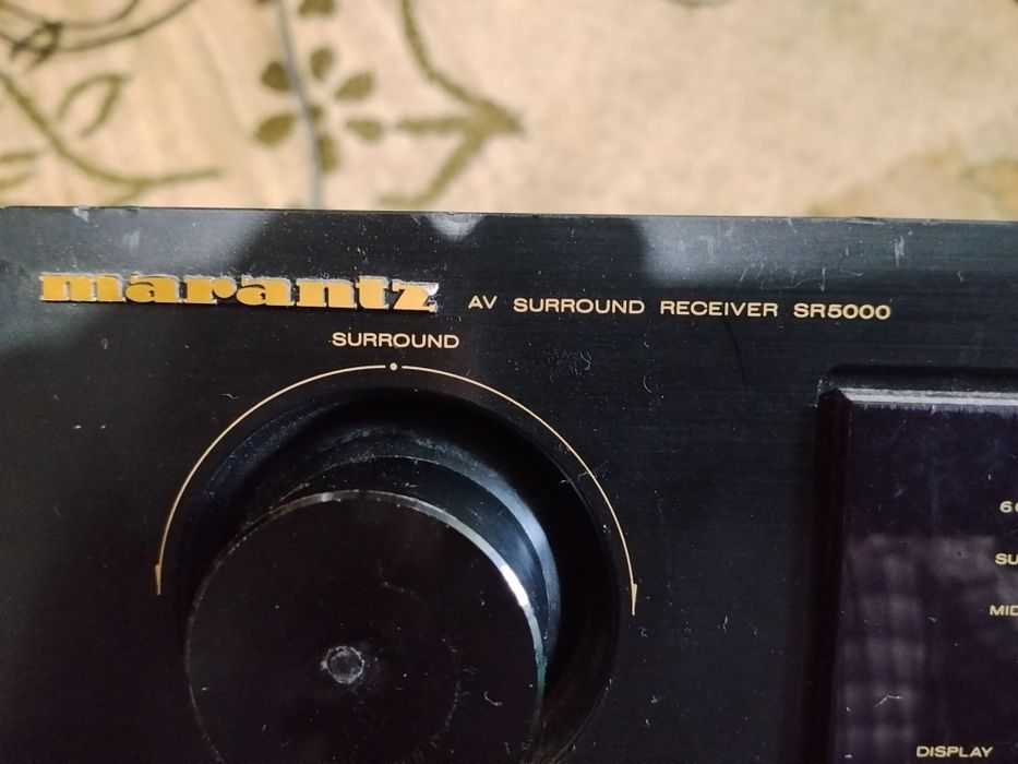 Amplitunere statie Marantz SR5000
